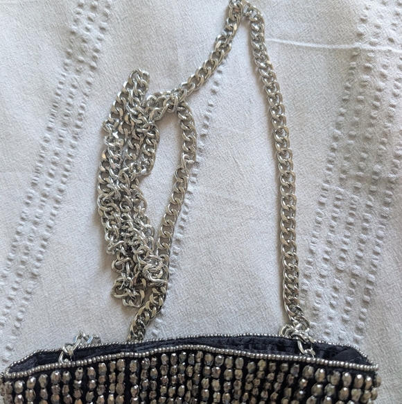 Express Elegant Black and Silver Drawstring Bag - Picture 3 of 6